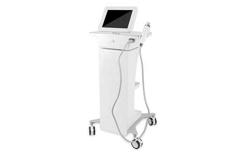 Portable microneedle RF